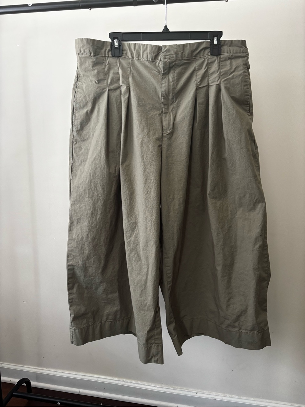 Free Assembly Ultra Wide Leg Cropped Pants size XL